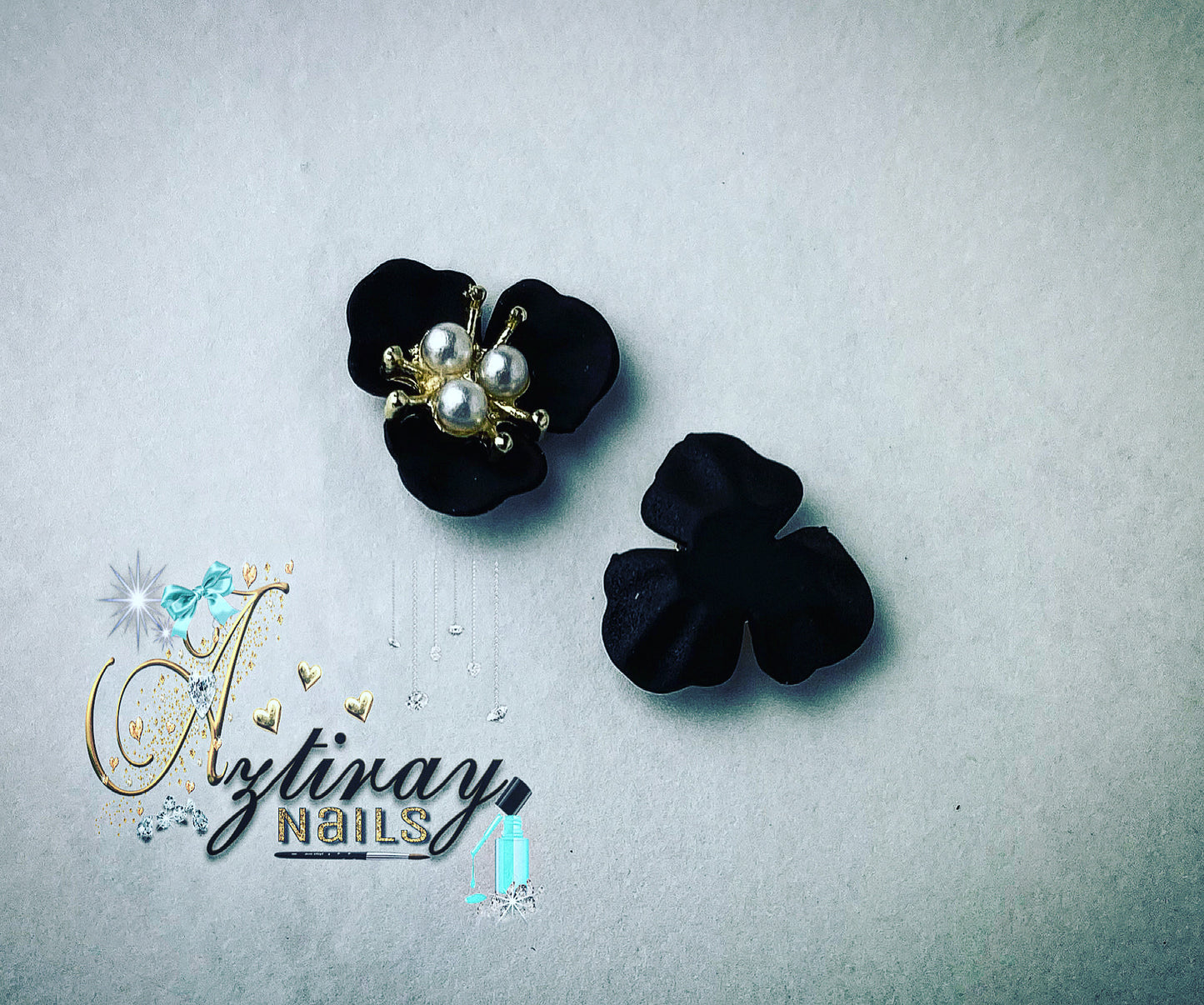 Black Resin Flowers